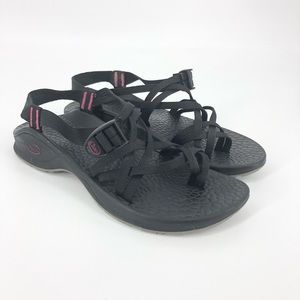 Chaco Black Classic Toe Strap Sandals Size 10